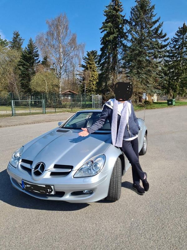 Silber Gebraucht 2004 Mercedes 200 Cabrio | 5.000 € (Fairer Preis) - Bild 1/1