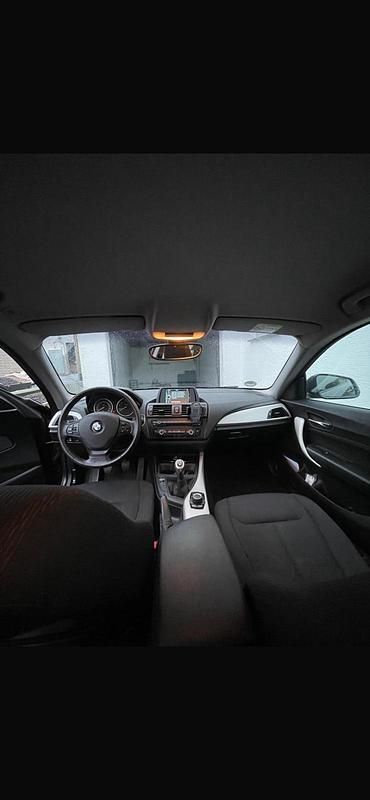 Gebraucht BMW 116 136 PS (100 kW) 2014 Schwarz Kleinwagen