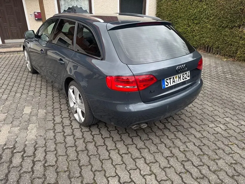 Gebraucht Audi A4 Ambiente 143 PS (105 kW) 2008 Blau Kombi