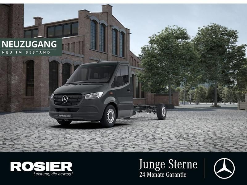Schwarz Gebraucht 2020 Mercedes Sprinter Van | 32.071 € (Teuer) - Bild 1/4