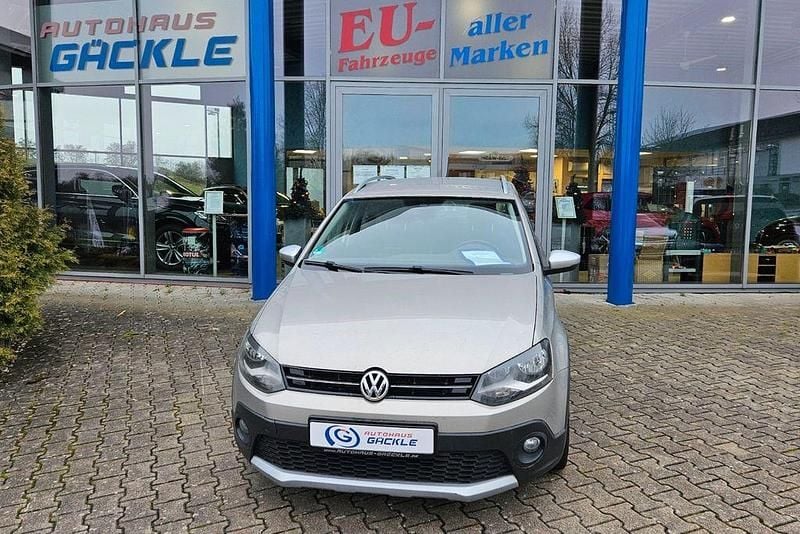 Beige Gebraucht 2013 VW Polo Cross Kleinwagen | 9.490 € (Etwas zu teuer) - Bild 1/4