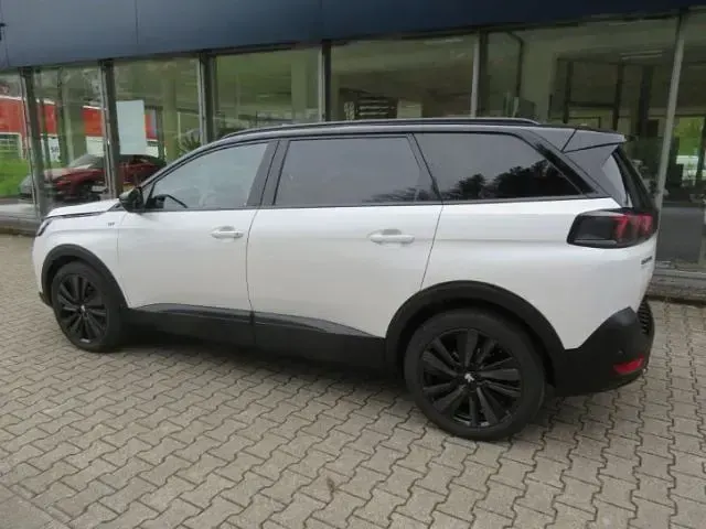 Gebraucht Peugeot 5008 GT 177 PS (130 kW) 2022 Weiss SUV
