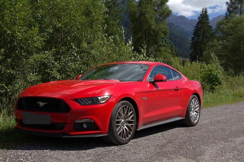 Gebraucht Ford Mustang GT 421 PS (309 kW) 2016 Rot Coupé
