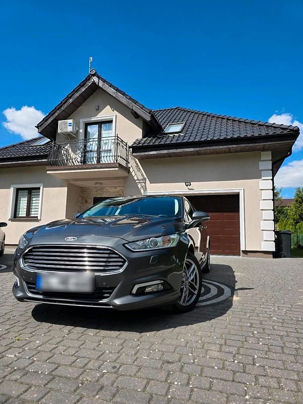 Grau Gebraucht 2018 Ford Mondeo Titanium Kombi | 9.250 € (Superpreis) - Bild 1/4