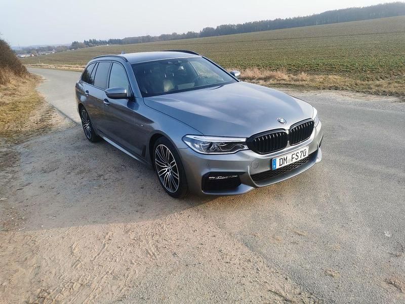 Gebraucht BMW 540 M Sport 320 PS (235 kW) 2017 Grau Kombi