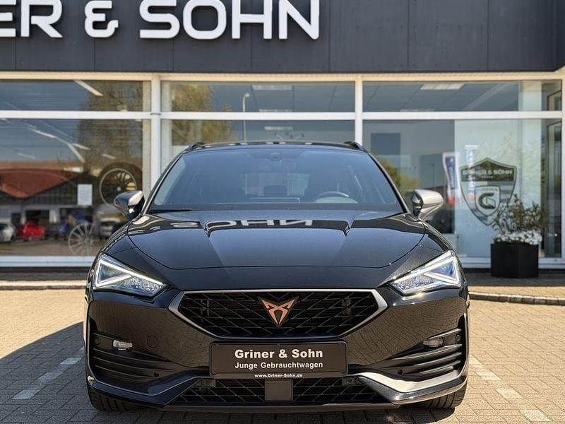 Second-hand Cupra Leon 150 CP (110 kW) 2023 Negru Break