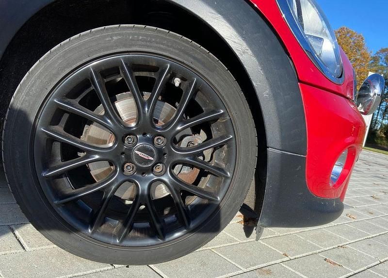 Gebraucht Mini Cooper 122 PS (89 kW) 2012 Rot Kleinwagen