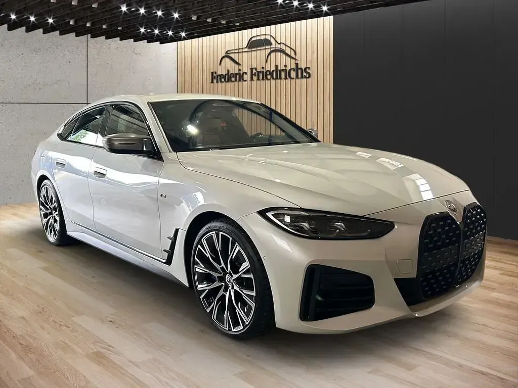 Gebraucht BMW M440 M Sport 374 PS (275 kW) 2022 Mineralweiss Limousine