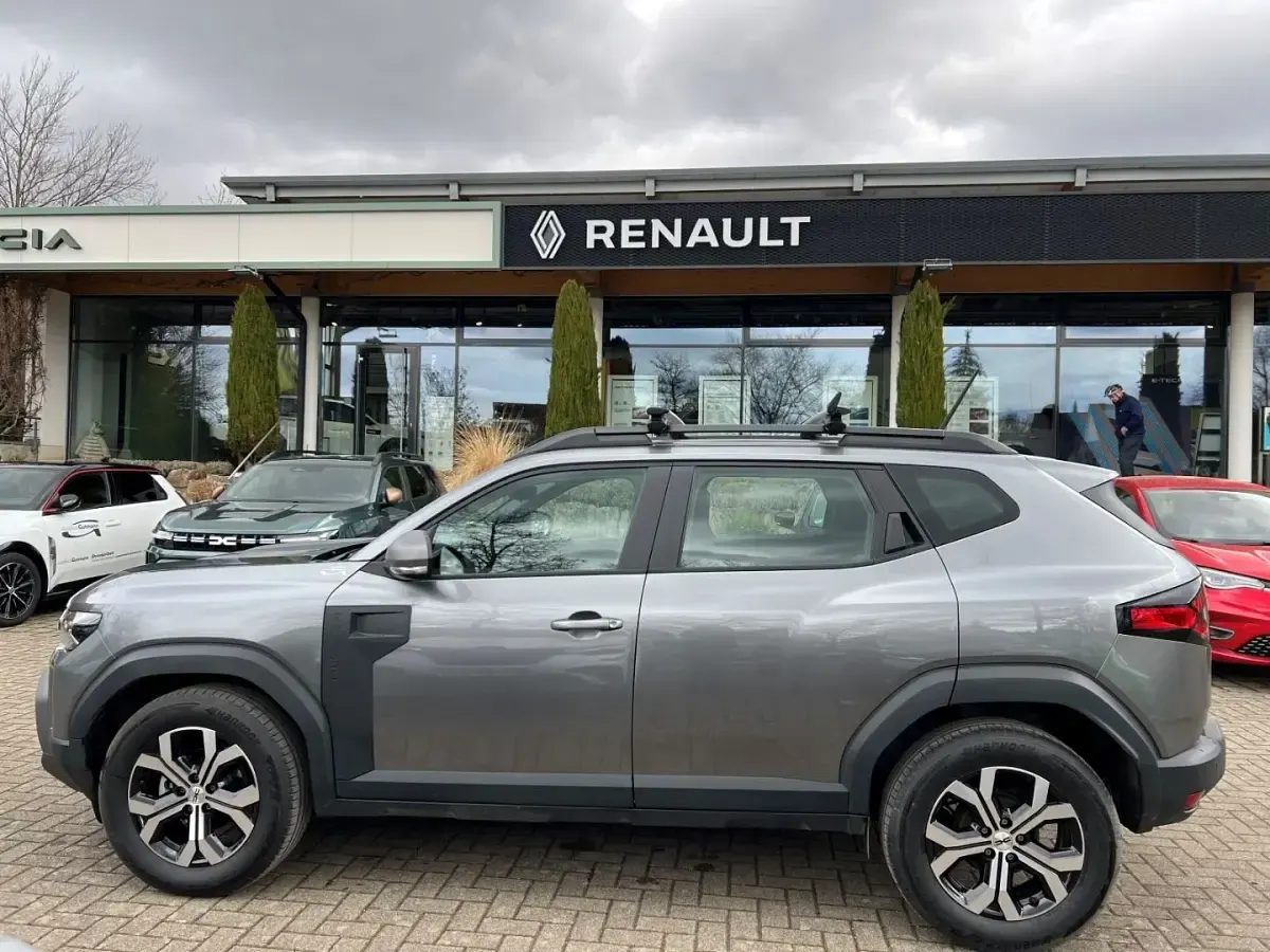 Gebraucht Dacia Duster Expression 131 PS (96 kW) 2025 Grau SUV