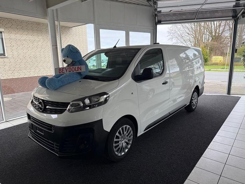 Gebraucht Opel Vivaro 150 PS (110 kW) 2021 Weiß Van / Kleinbus