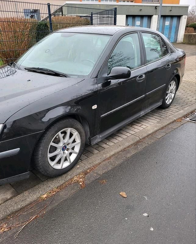 Second-hand Saab 9-3 150 CP (110 kW) 2003 Negru Berlinǎ