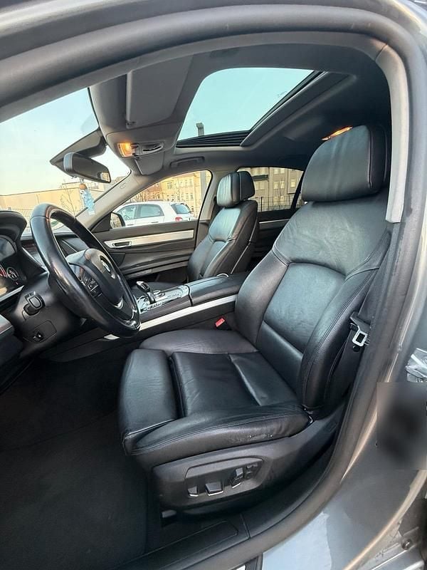 Gebraucht BMW 730 258 PS (189 kW) 2013 Grau Limousine