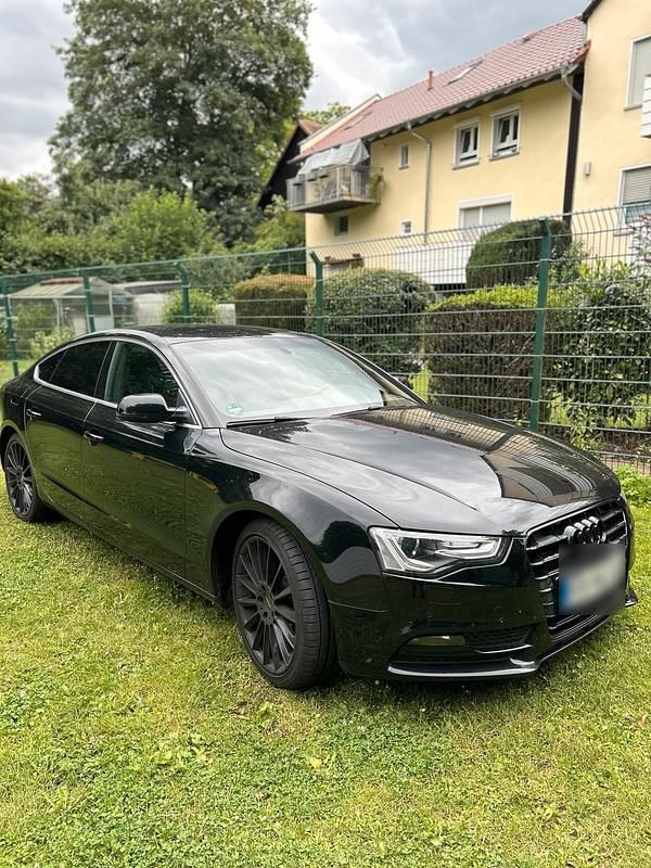 Schwarz Gebraucht 2013 Audi A5 Limousine | 13.200 € (Etwas zu teuer) - Bild 1/4
