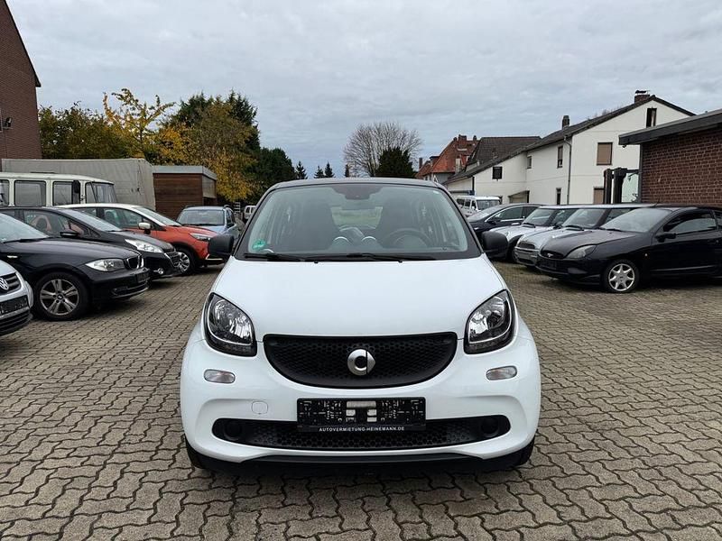 Gebraucht Smart ForFour Basis 71 PS (52 kW) 2019 Schwarz Kleinwagen