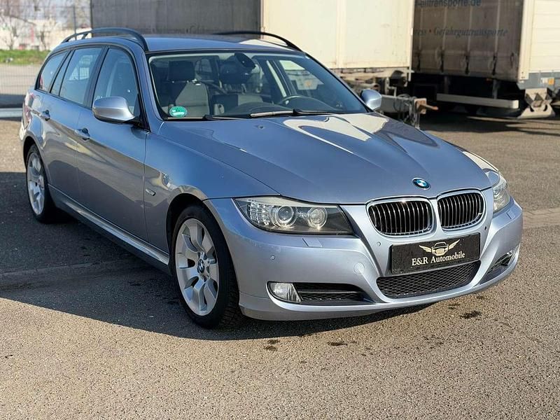 Gebraucht BMW 325 218 PS (160 kW) 2008 Bluewater metallic Kombi