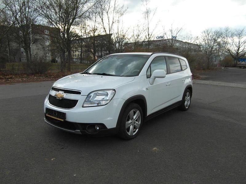 Gebraucht Chevrolet Orlando LT 141 PS (103 kW) 2013 Weiß Van / Kleinbus
