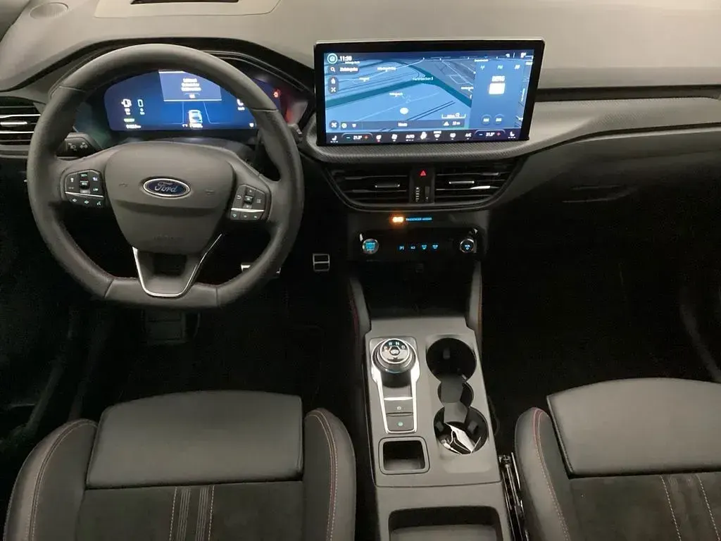 Gebraucht Ford Kuga ST-Line X 242 PS (177 kW) 2024 Rot SUV