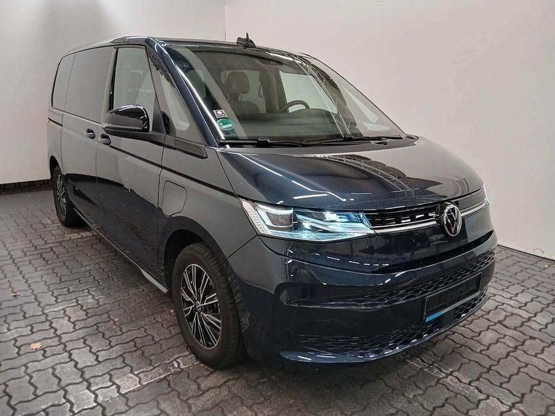 Blau Gebraucht 2022 VW T7 Life Van | 44.950 € (Fairer Preis) - Bild 1/4