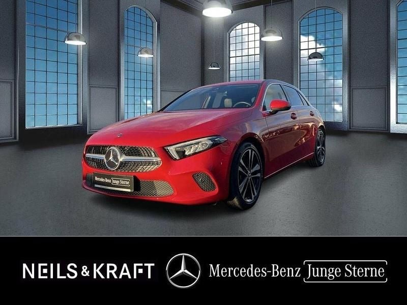 Rot Gebraucht 2019 Mercedes A180 Progressive Limousine | 22.880 € (Guter Preis) - Bild 1/4