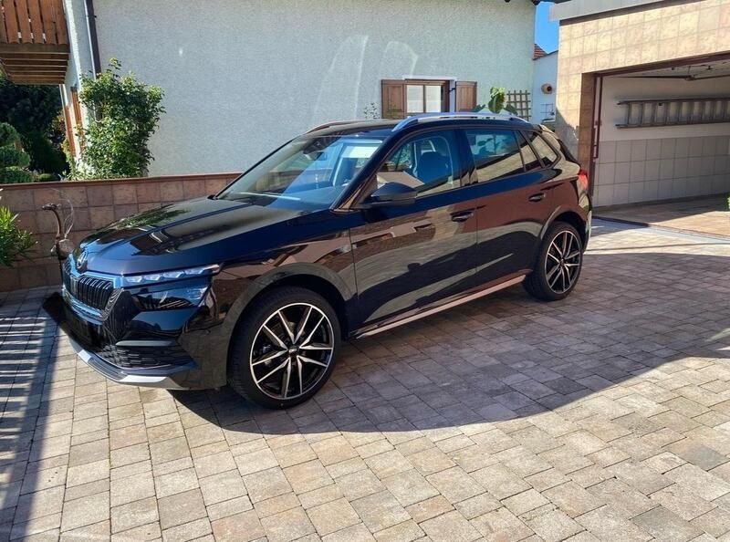Schwarz Gebraucht 2019 Skoda Kamiq Style SUV | 20.250 € (Fairer Preis) - Bild 1/4