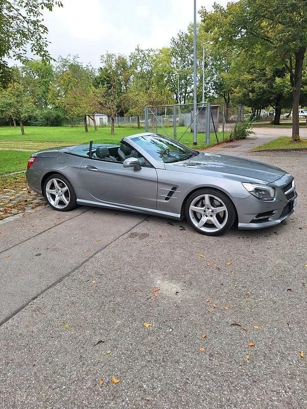 Grau Gebraucht 2015 Mercedes SL500 Cabrio | 44.999 € - Bild 1/4