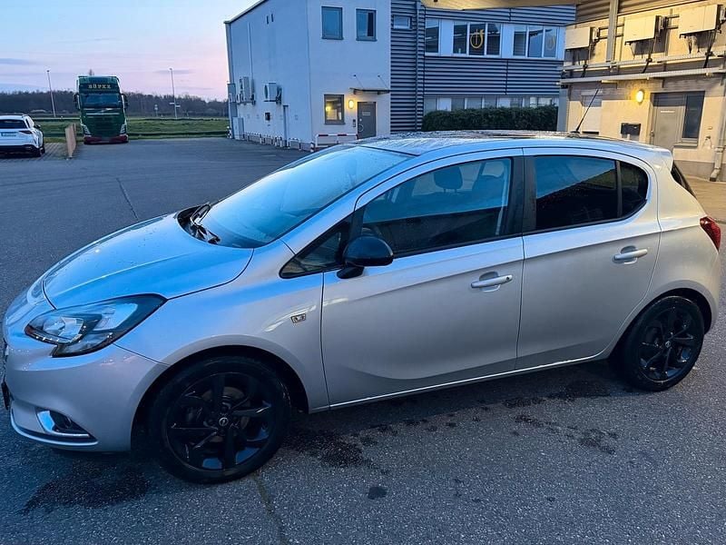 Gebraucht Opel Corsa 90 PS (66 kW) 2016 Silber Kleinwagen