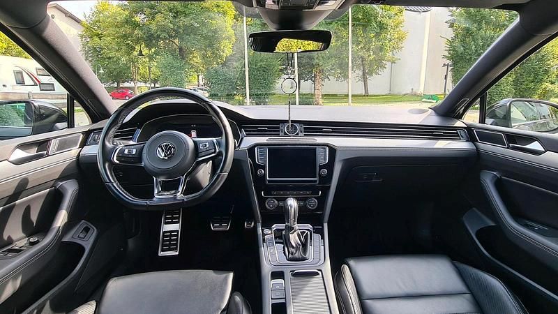 Gebraucht VW Passat Highline 190 PS (139 kW) 2016 Grau Kombi