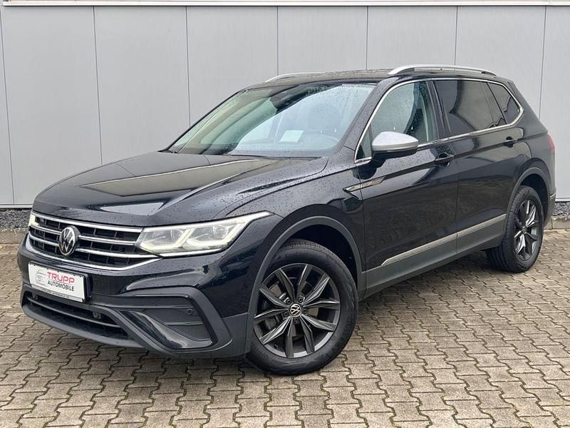 Schwarz Gebraucht 2022 VW Tiguan Allspace Life SUV | 27.750 € (Guter Preis) - Bild 1/4