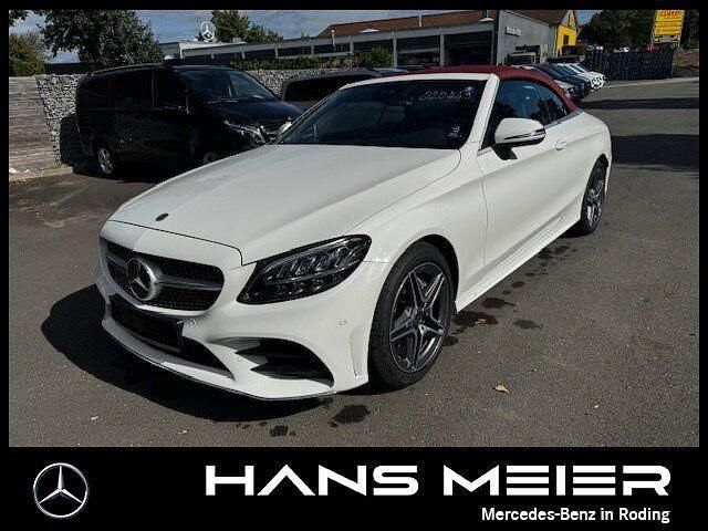 Unilack polarweiß Gebraucht 2020 Mercedes C180 AMG line Cabrio | 30.880 € (Fairer Preis) - Bild 1/4