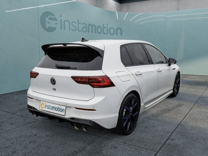 Gebraucht VW Golf VIII R 333 PS (244 kW) 2024 Weiß Limousine