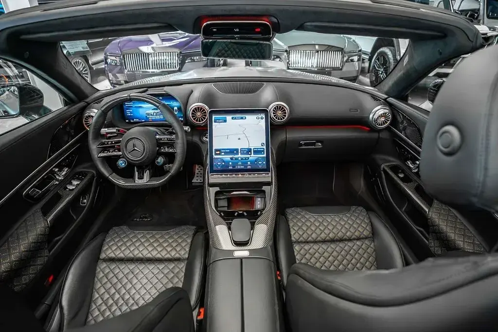 Neu Mercedes SL63 AMG AMG 585 PS (430 kW) 2026 Grau Cabrio