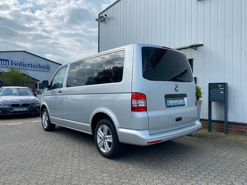 Gebraucht VW Transporter 140 PS (102 kW) 2013 Silber Van