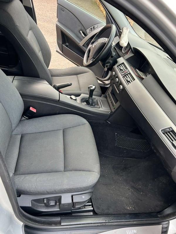 Second-hand BMW 525 192 CP (141 kW) 2005 Argintiu Break