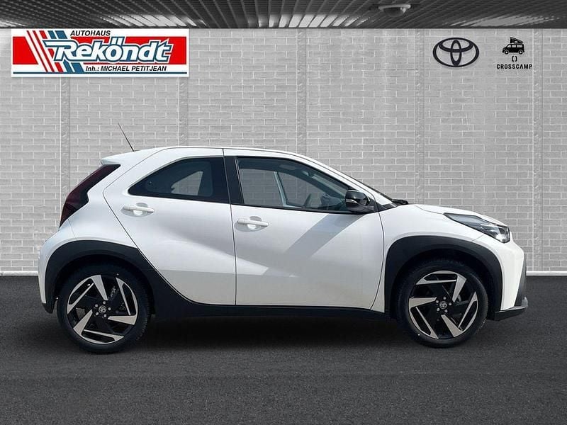 Gebraucht Toyota Aygo X PURE 116 PS (85 kW) 2025 Weiß SUV