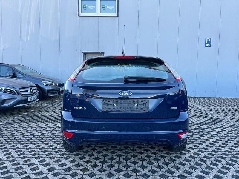 Gebraucht Ford Focus Style 145 PS (106 kW) 2010 Blau Limousine