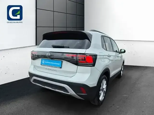 Gebraucht VW T-Cross Life 95 PS (69 kW) 2025 Weiß SUV