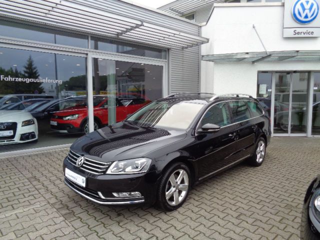Gebraucht VW Passat Highline 140 PS (102 kW) 2013 Schwarz metallic Kombi