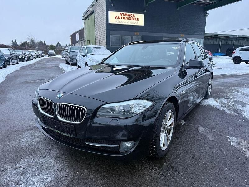 Schwarz Gebraucht 2012 BMW 520 Kombi | 6.490 € (Superpreis) - Bild 1/4