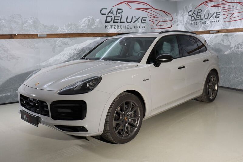 Gebraucht Porsche Cayenne 462 PS (339 kW) 2022 Grau SUV
