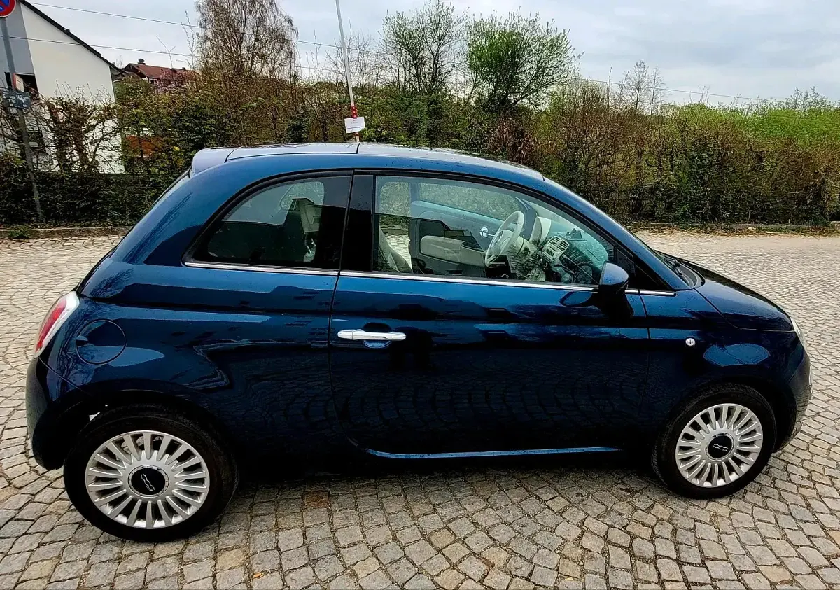 Gebraucht Fiat 500 69 PS (50 kW) 2012 Blau Kleinwagen