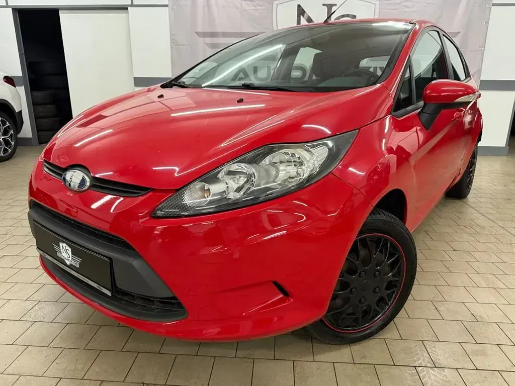 Gebraucht Ford Fiesta 82 PS (60 kW) 2009 Rot Kleinwagen