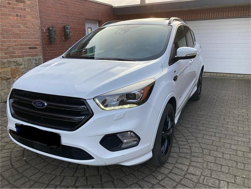Usata Ford Kuga ST-Line 2017 Bianco SUV