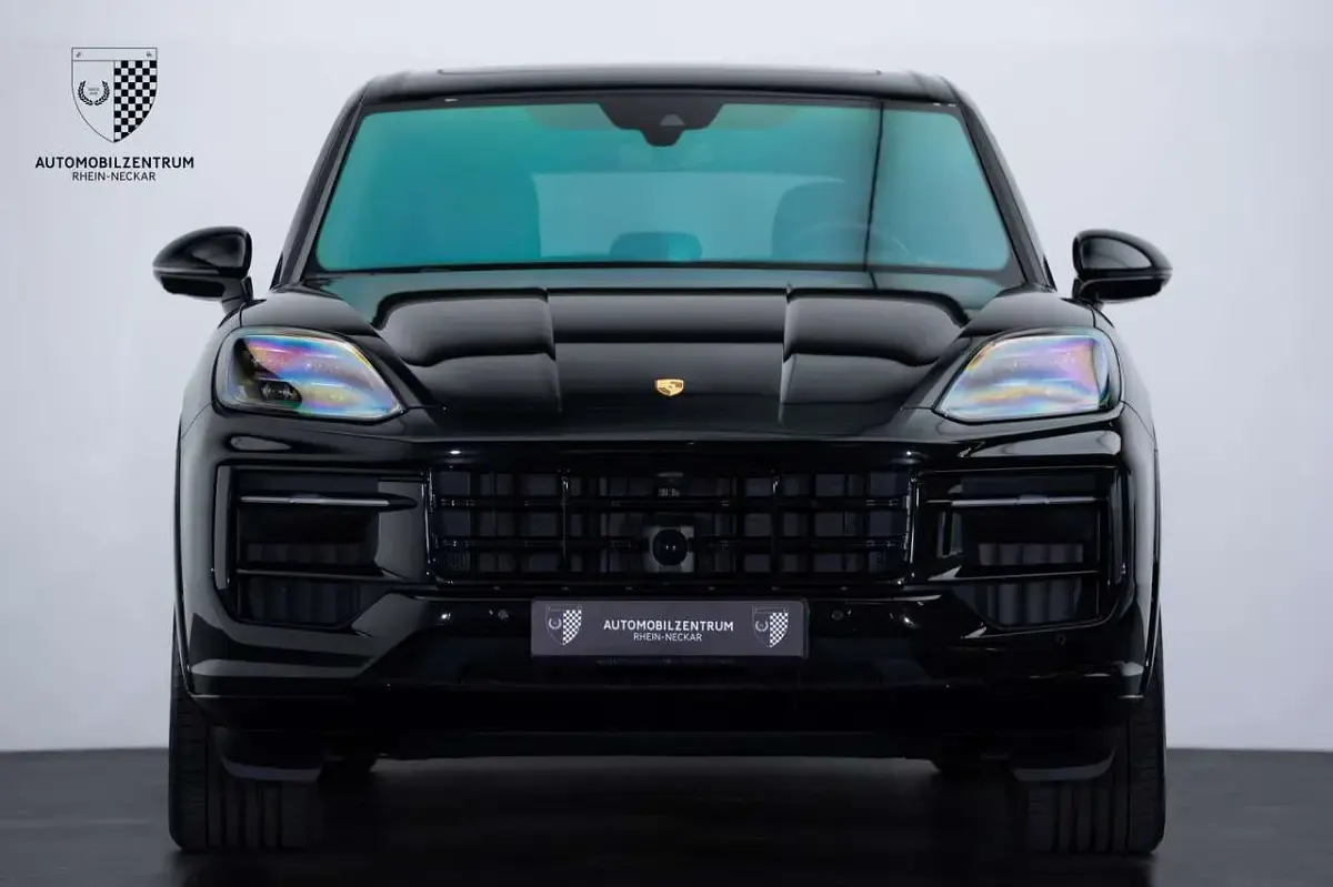 Gebraucht Porsche Cayenne GTS Sport 500 PS (367 kW) 2025 Schwarz SUV