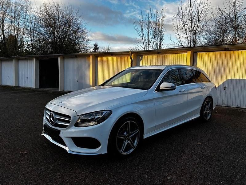 Weiß Gebraucht 2016 Mercedes C250 AMG line Limousine | 14.500 € (Superpreis) - Bild 1/4