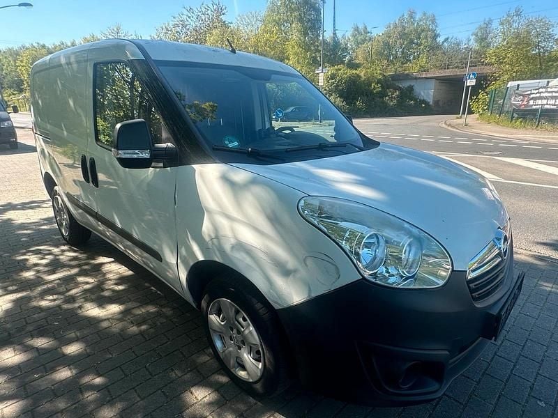 Usata Opel Combo 90 CV (66 kW) 2015 Bianco Monovolume