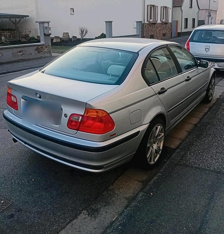 Gebraucht BMW 316 102 PS (75 kW) 2000 Silber Limousine