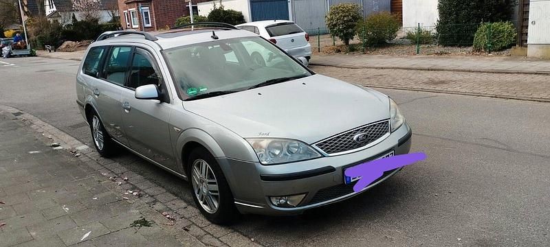 Gebraucht Ford Mondeo Ghia 131 PS (96 kW) 2005 Silber Kombi