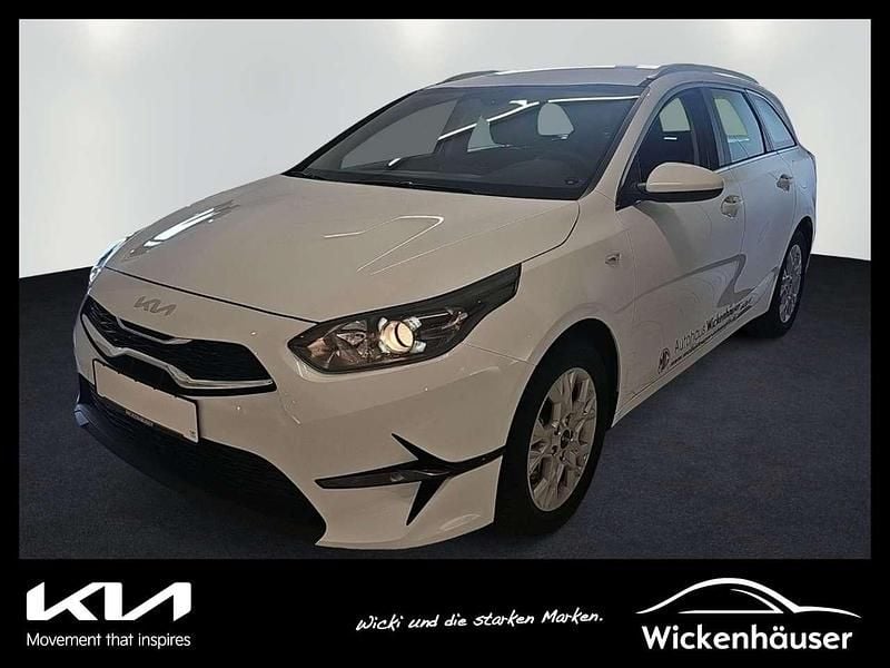 Carraraweiss Gebraucht 2024 Kia Ceed Sportswagon Vision Kombi | 18.990 € (Superpreis) - Bild 1/4