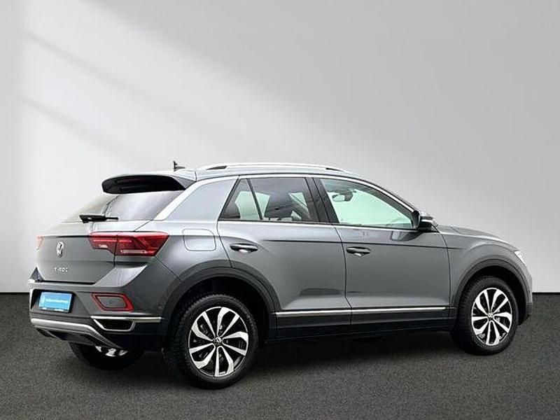 Gebraucht VW T-Roc Style 150 PS (110 kW) 2023 Indium grau SUV