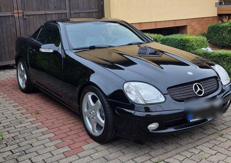 Schwarz Gebraucht 2004 Mercedes SLK200 Cabrio | 6.500 € (Fairer Preis) - Bild 1/4